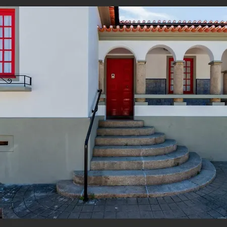 House With Swimming Pool