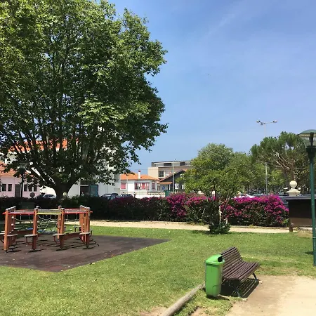 Guest house House With Swimming Pool Vila do Conde